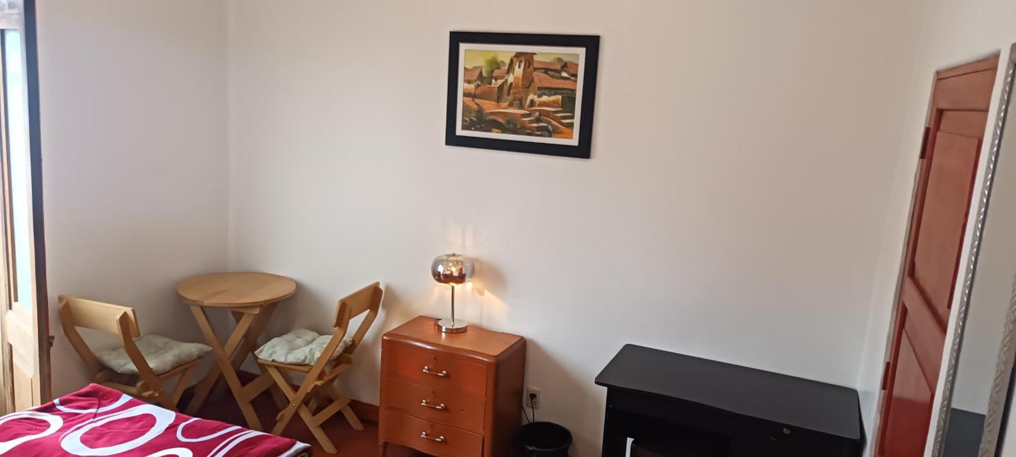 Sk Hostal Cusco Bilik gambar