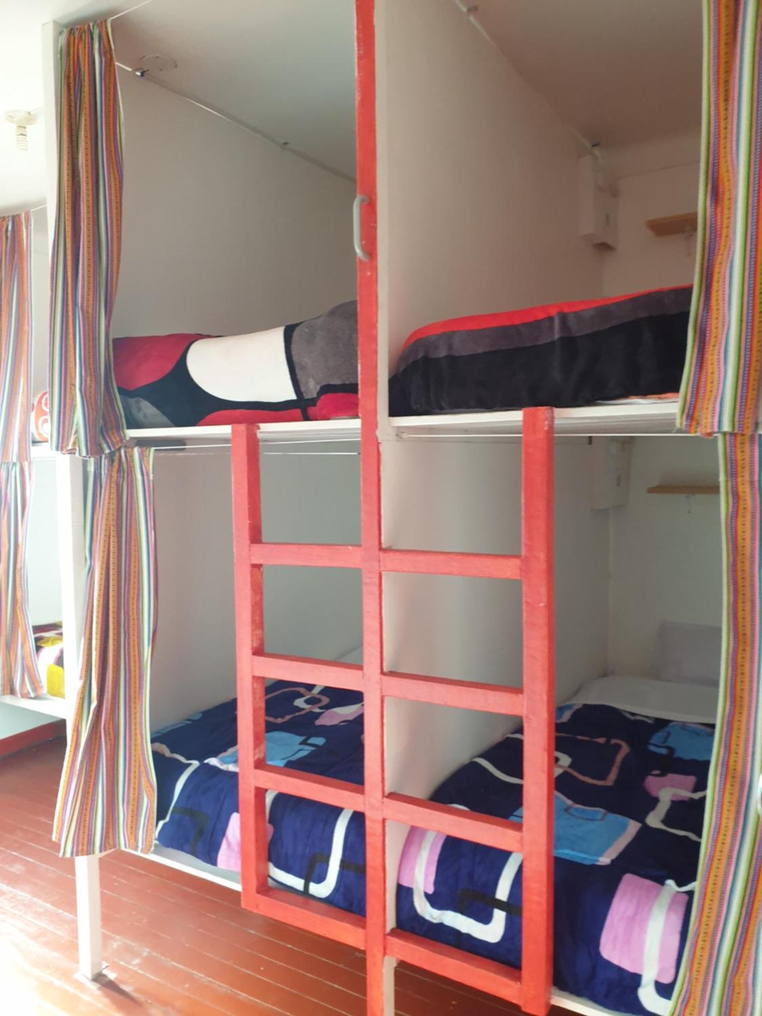 Sk Hostal Cusco Bilik gambar