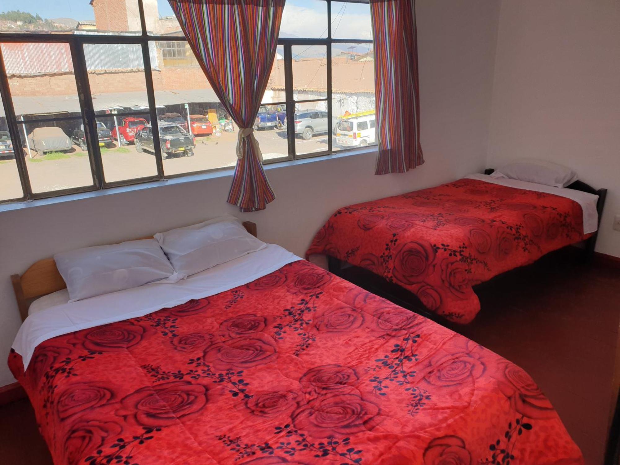 Sk Hostal Cusco Bilik gambar